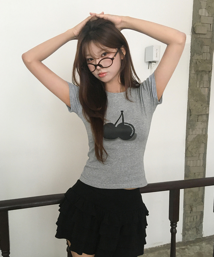 チェリープリントスリム半袖Tシャツ GREY
