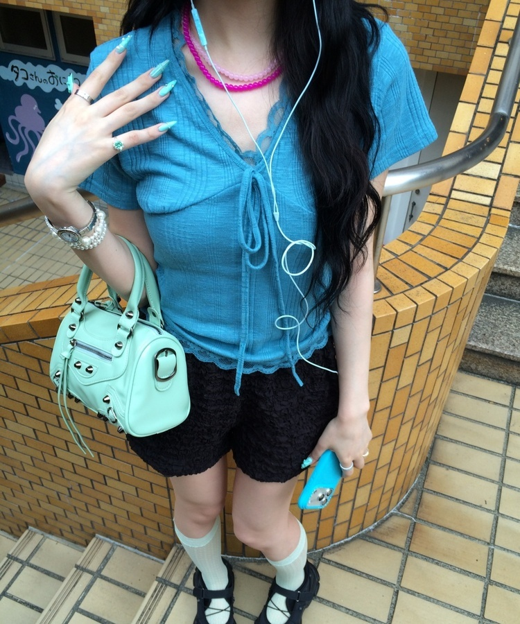 レースVネック半袖Tシャツ TEAL