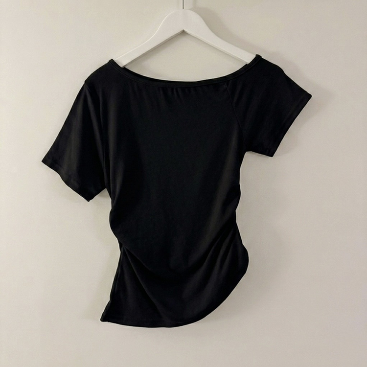 ワンショルダーサイドシャーリングTシャツ