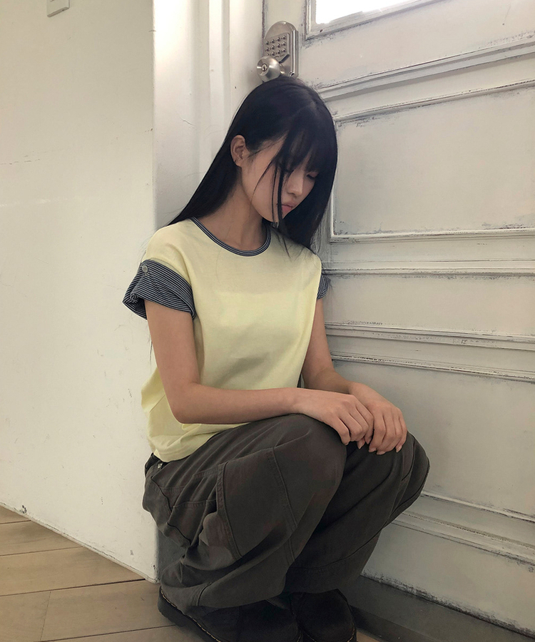 ロールアップ半袖Tシャツ YELLOW