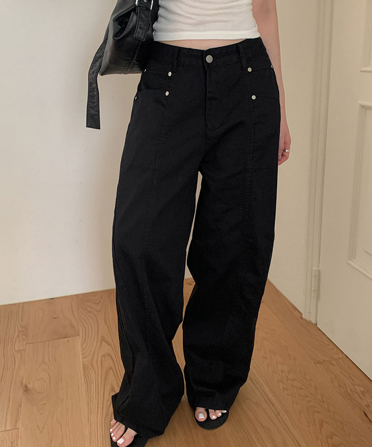 スタッズコットンカーブドワイドパンツ BLACK