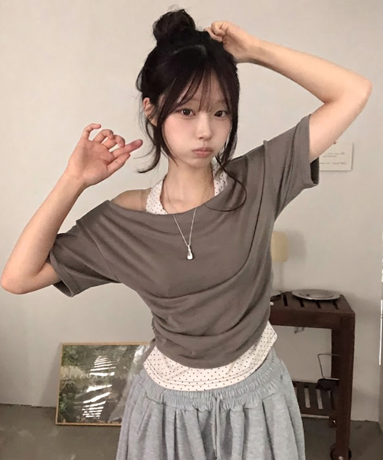 ドットホルターレイヤードオフショル半袖Tシャツ KHAKI