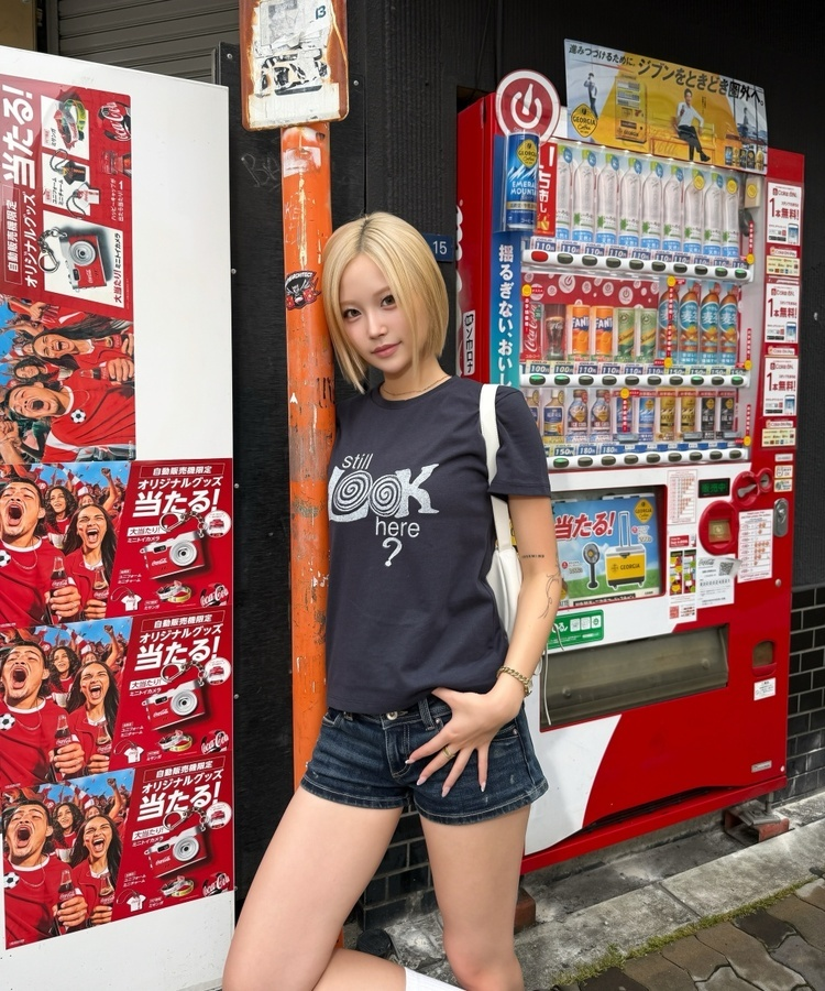 캐주얼 프린트 티셔츠 네이비