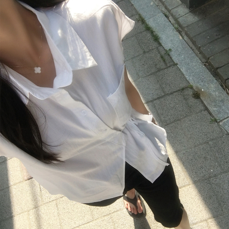 ラップボタンストラップ半袖ブラウス IVORY