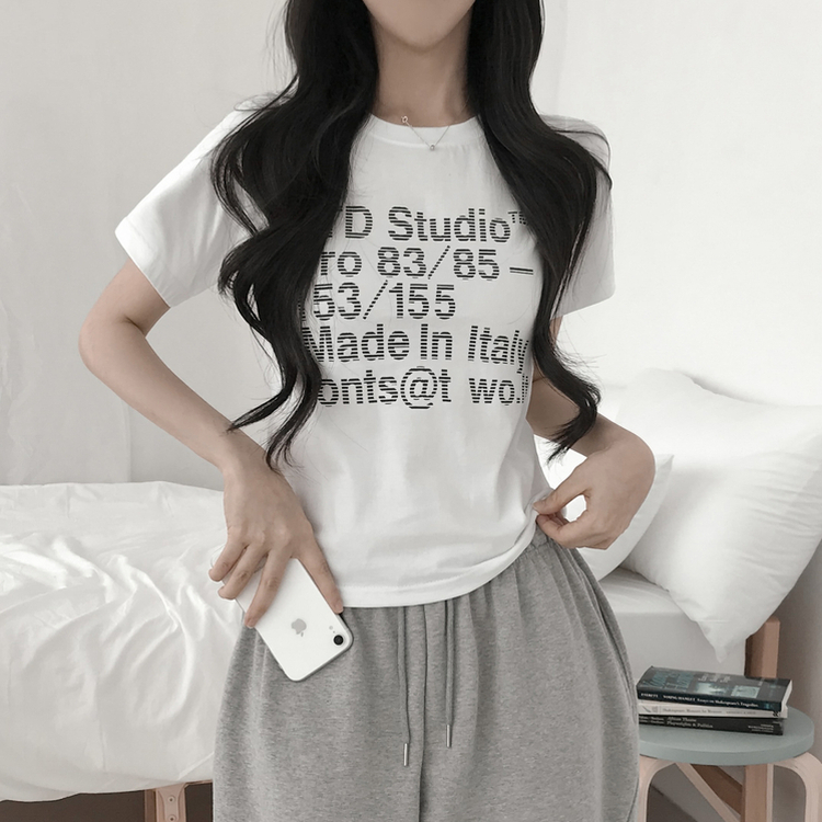 レタリングラウンドセミクロップドTシャツ WHITE