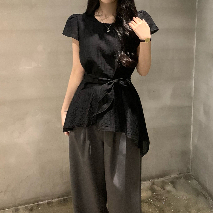 【タイ付き】ウエストシェイプ半袖ブラウス BLACK