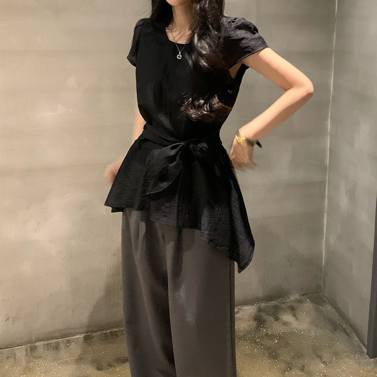 【タイ付き】ウエストシェイプ半袖ブラウス BLACK