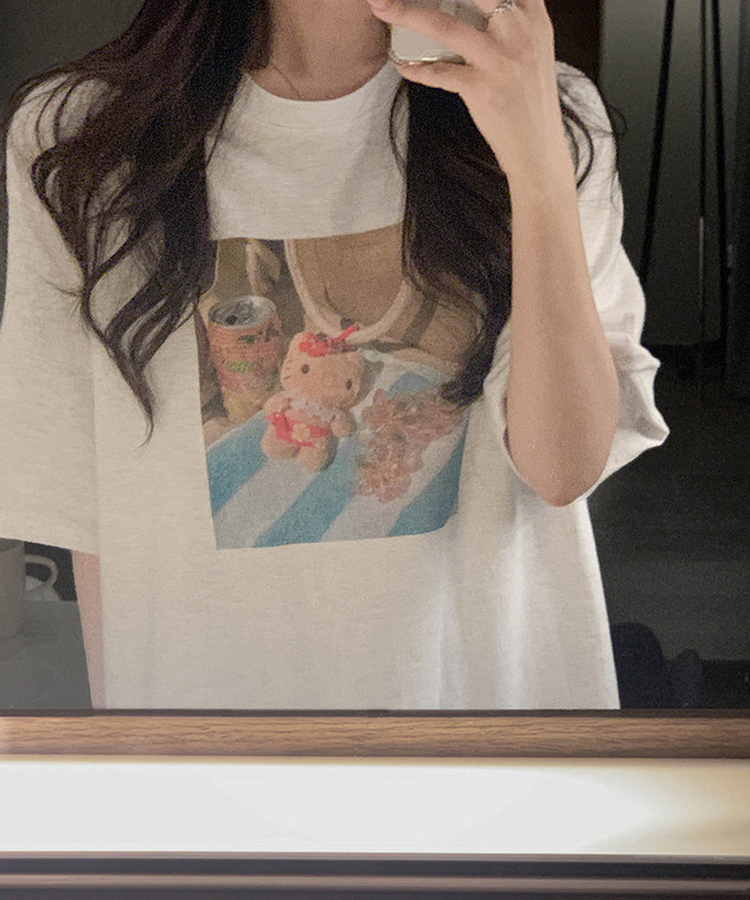 日焼けキティボックスTシャツ WHITE MELANGE