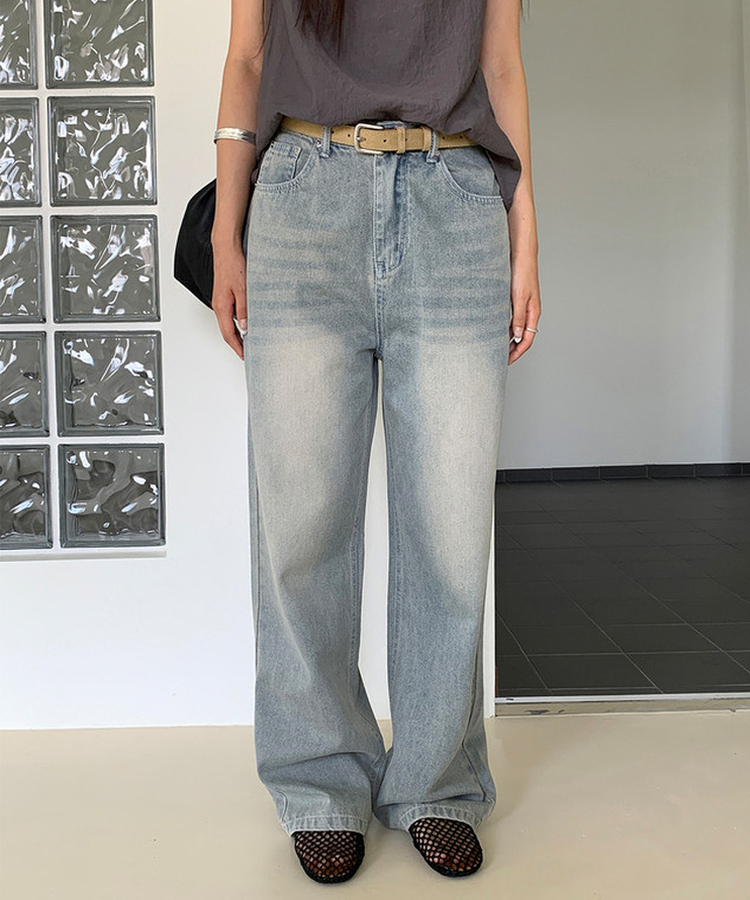 クラシックセミワイドデニムパンツ LIGHT DENIM