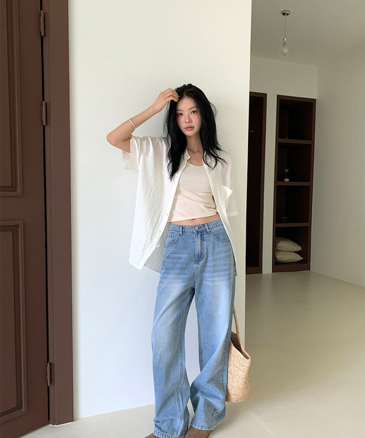 クラシックセミワイドデニムパンツ MID DENIM
