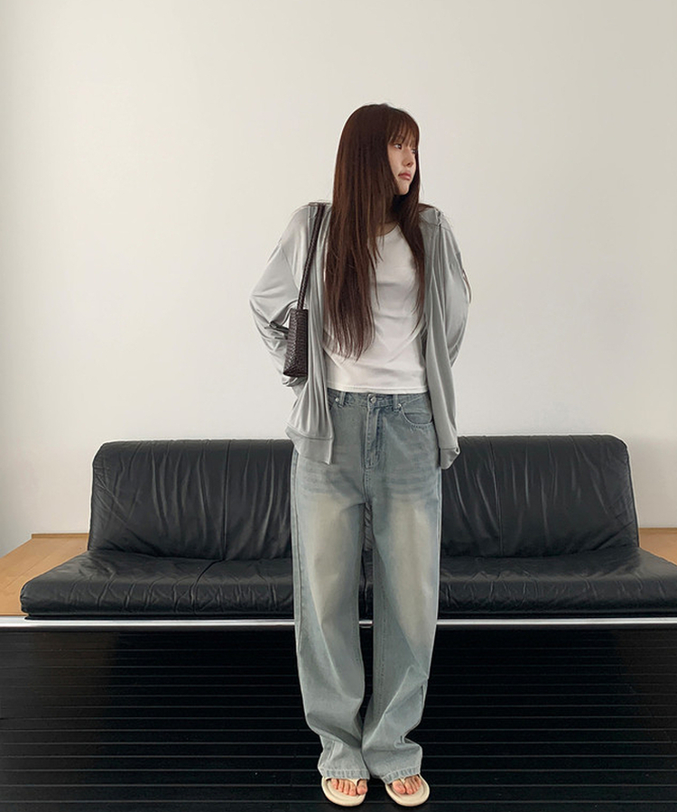 クラシックセミワイドデニムパンツ LIGHT DENIM