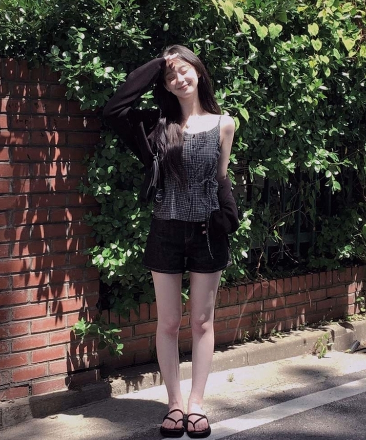 ハイウエストベーシックデニムショートパンツ BLACK