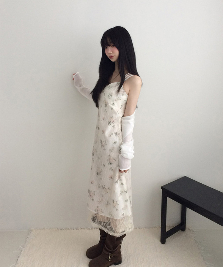 フラワーレースVネックキャミソールワンピース IVORY