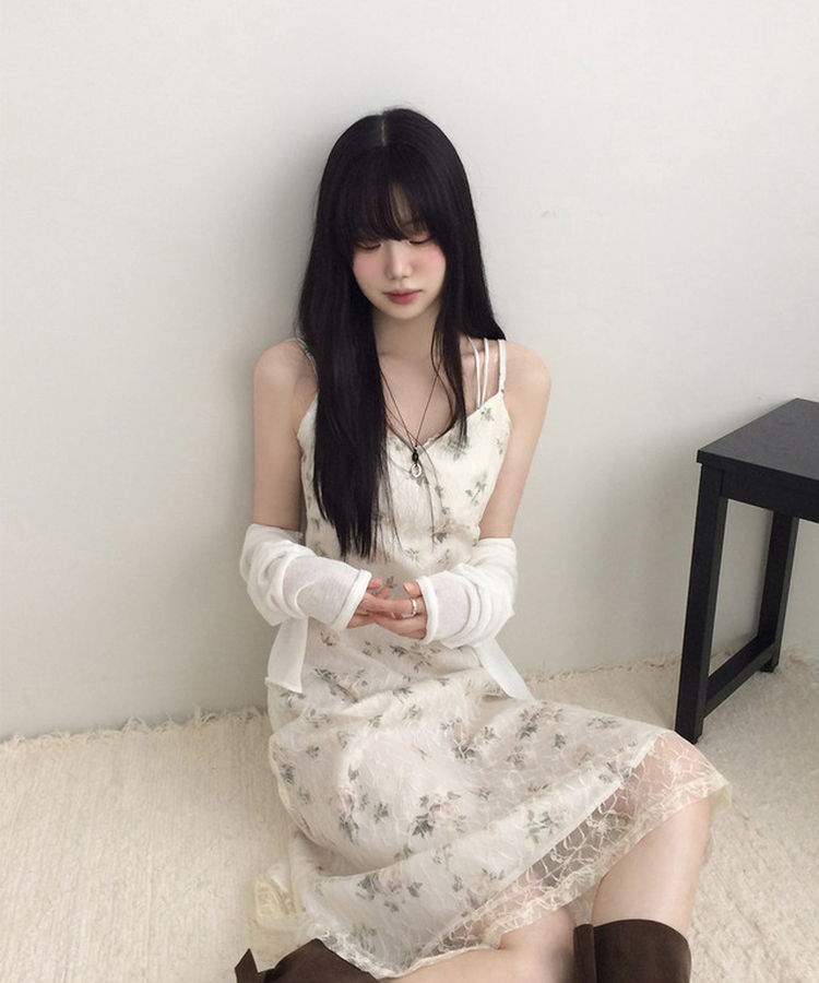 フラワーレースVネックキャミソールワンピース IVORY