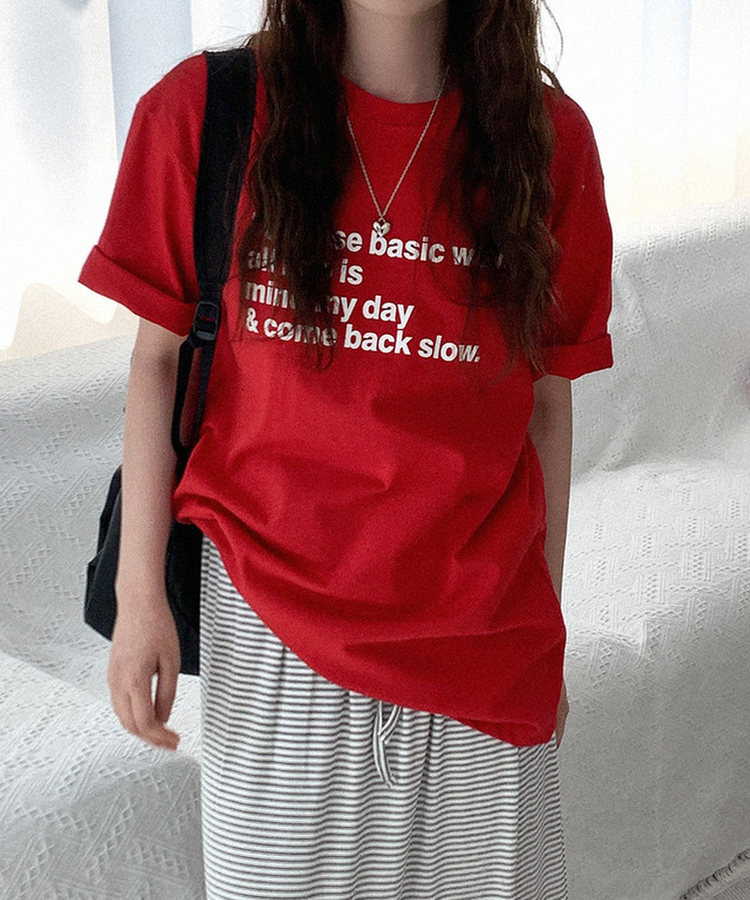 レタリングボックスTシャツ RED