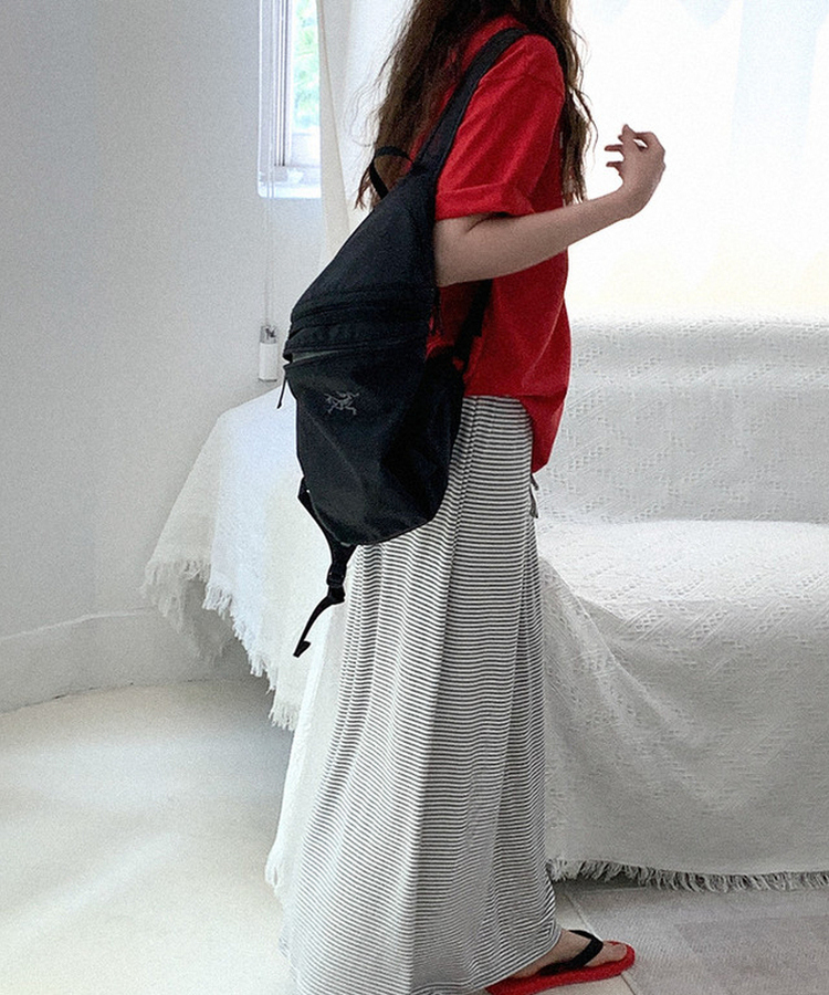 レタリングボックスTシャツ RED