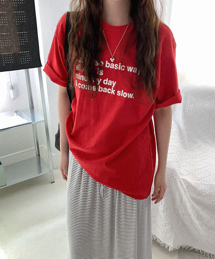 レタリングボックスTシャツ RED