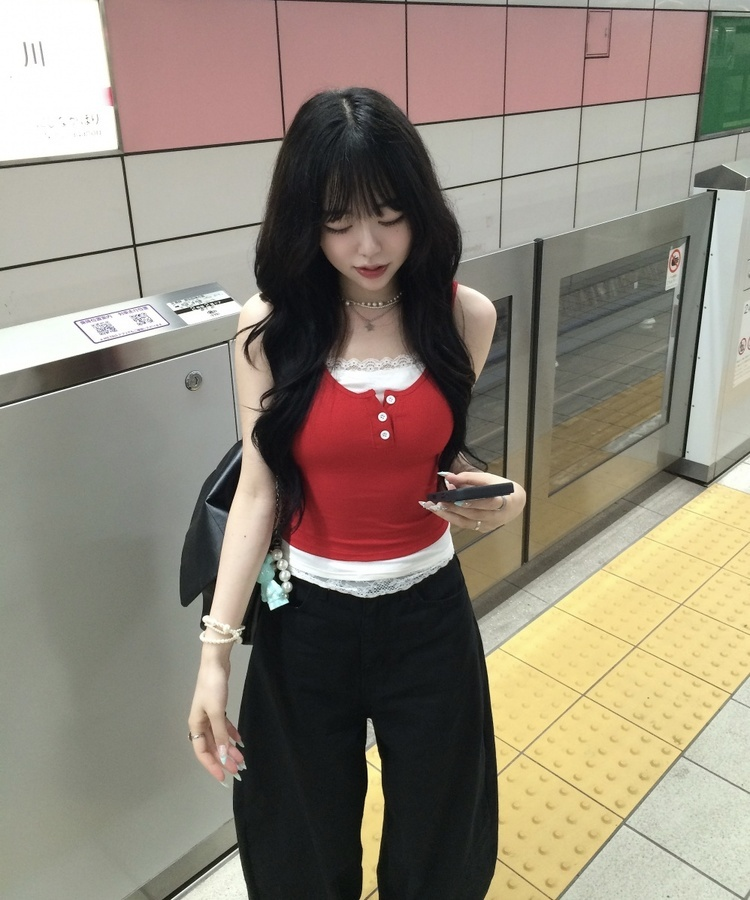 레이스 레이어드 나시탑 레드
