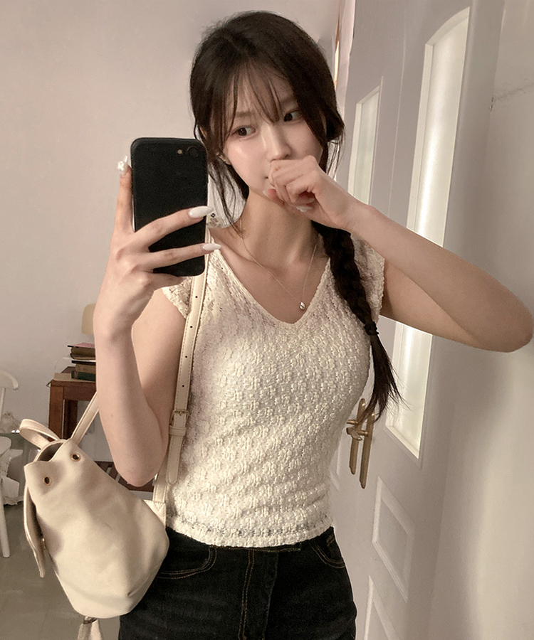 フラワーレースVネックTシャツ CREAM