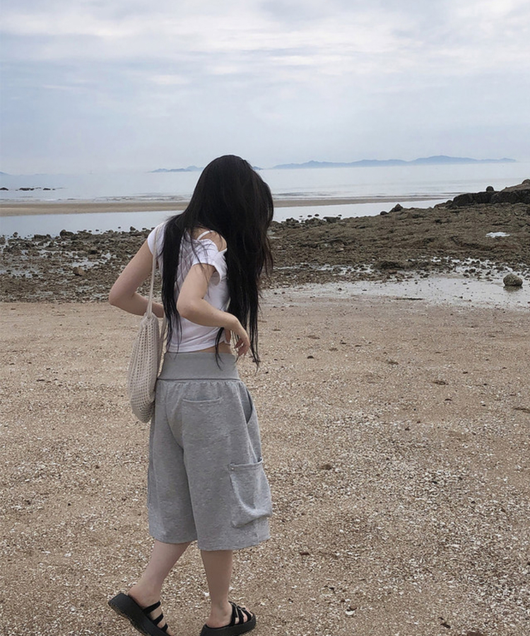 レタリングオフショルダーシャーリング半袖Tシャツ WHITE