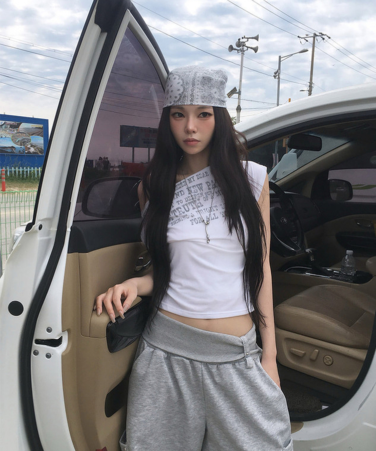 フォールドスタッズバミューダパンツ GREY