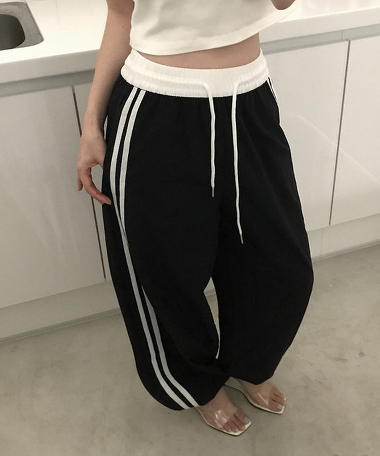 ストリングワイドトレーニングパンツ BLACK