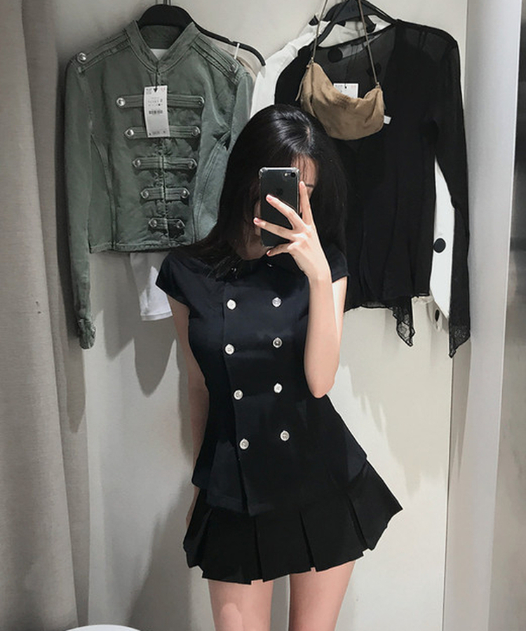スリムフィットカラーネック半袖ブラウス BLACK
