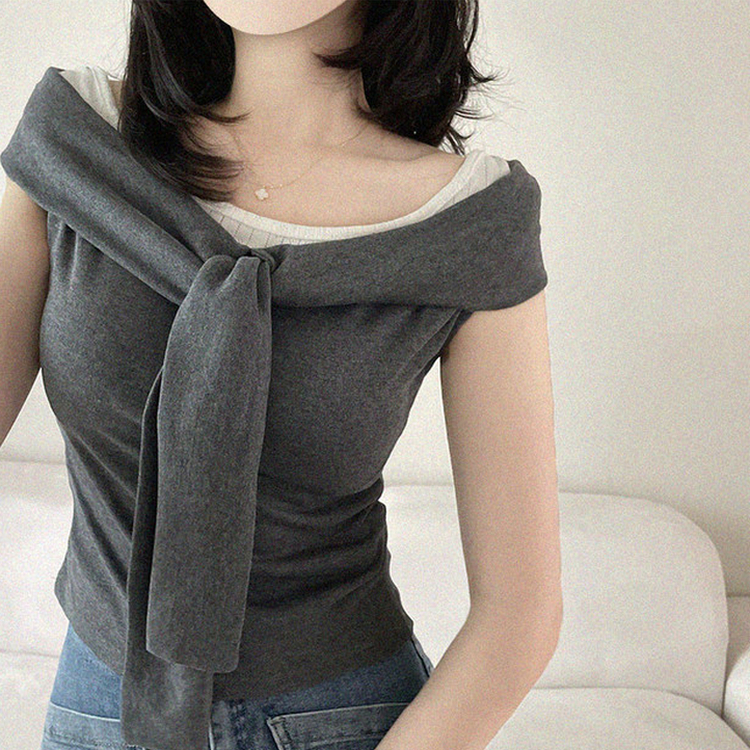 オフショルダーシャーリングリボンタイTシャツ CHARCOAL