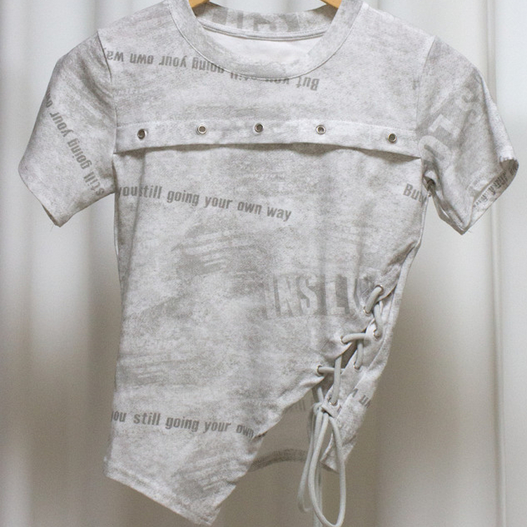 アシメアイレットスリットリボン半袖Tシャツ