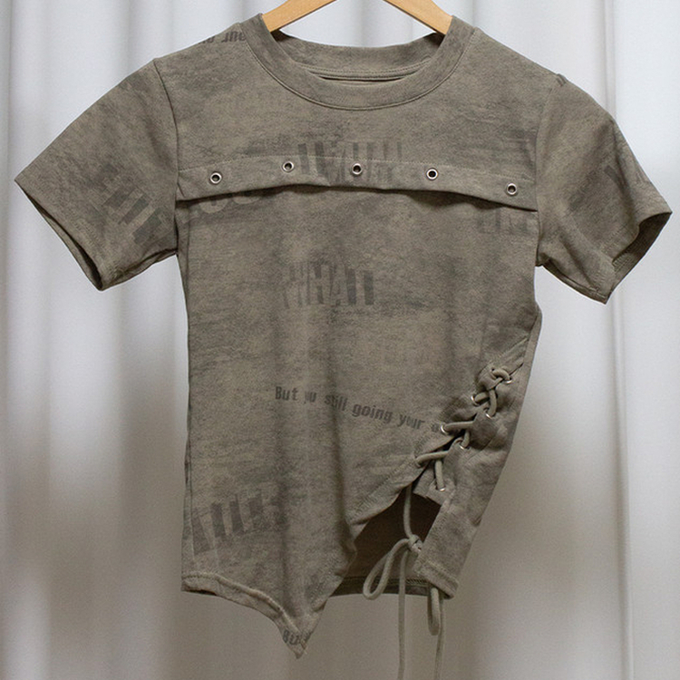 アシメアイレットスリットリボン半袖Tシャツ