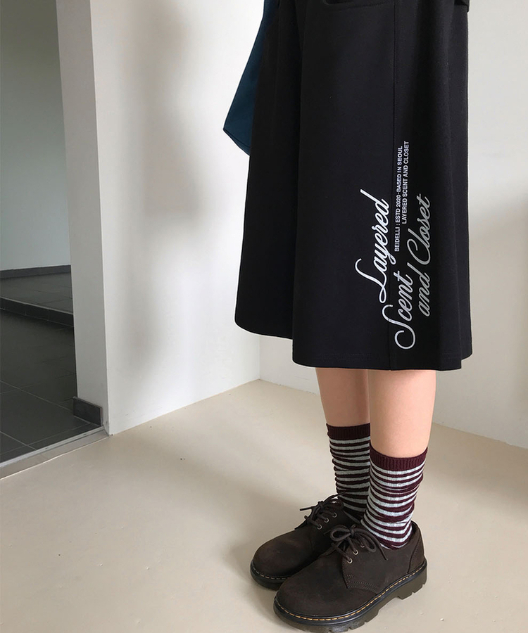 レタリングバミューダトレーナーパンツ BLACK