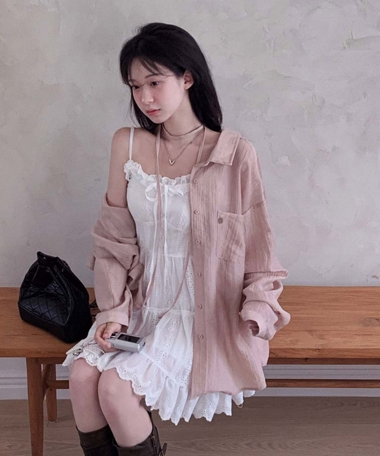 엘리니아 펀칭 레이스 셔링 리본 스모크 나시 미니 원피스 아이보리
