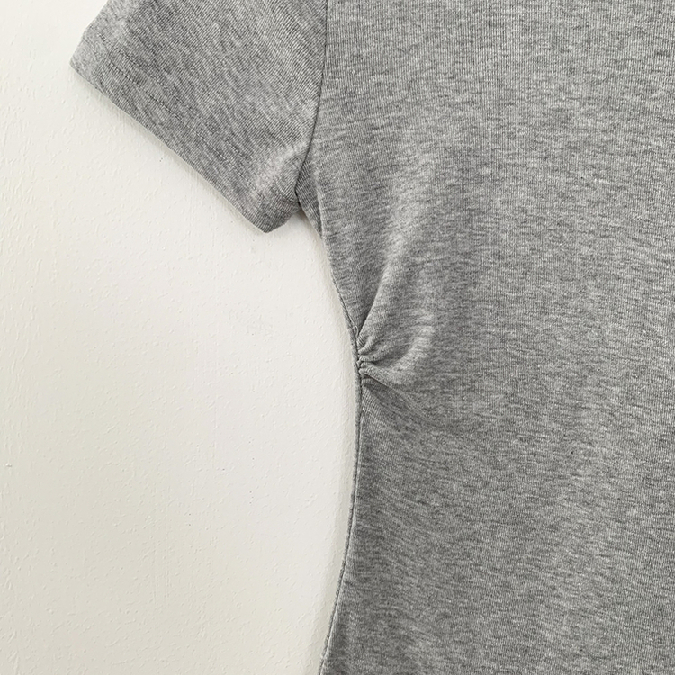 【1+1企画】サイドシャーリングスリムフィット半袖Tシャツ