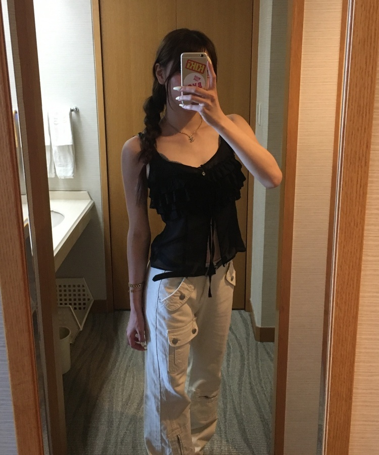 프릴 뷔스티에 블라우스 블랙