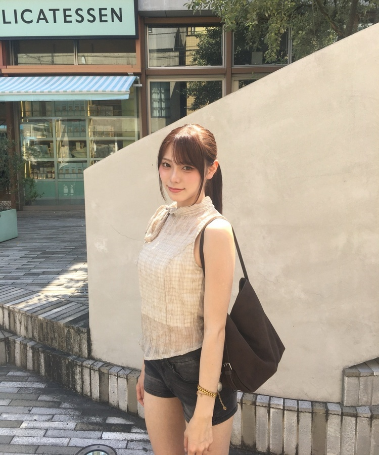 시스루 체크 리본 블라우스 화이트