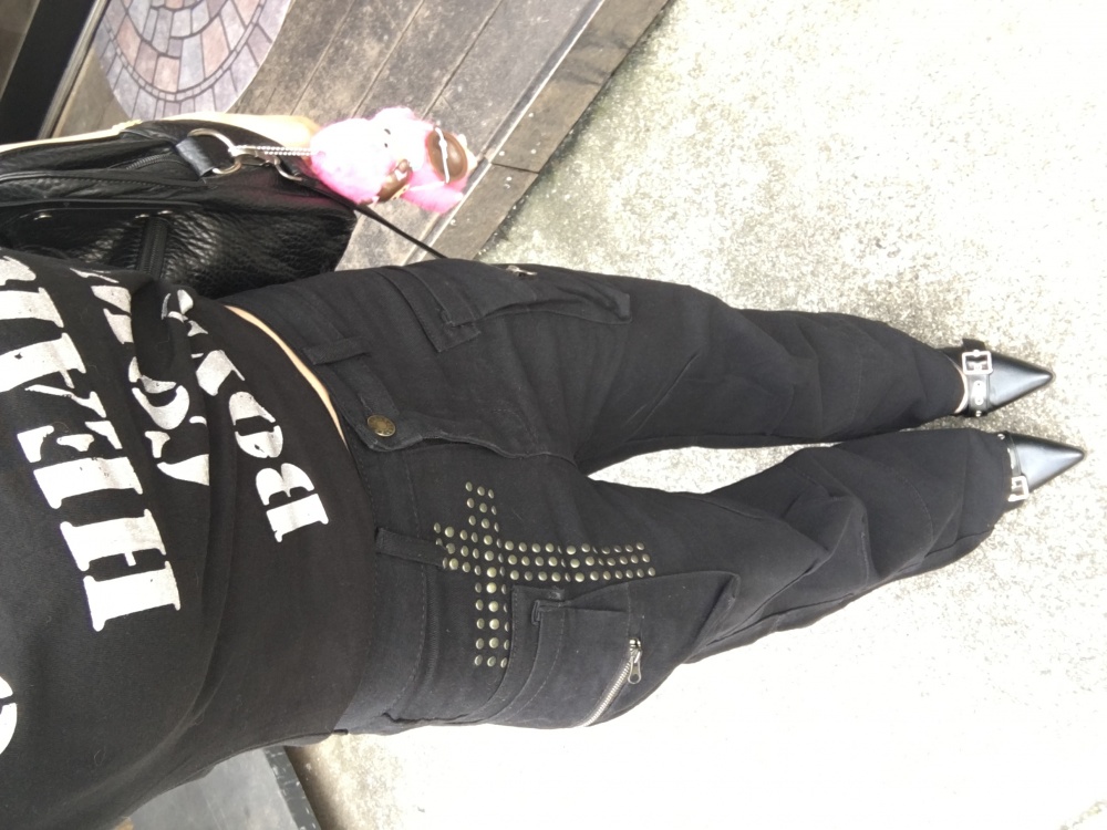 스터드 카고 와이드 팬츠 블랙