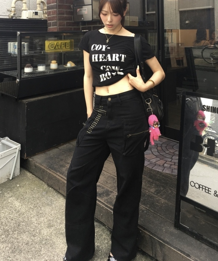 스터드 카고 와이드 팬츠 블랙