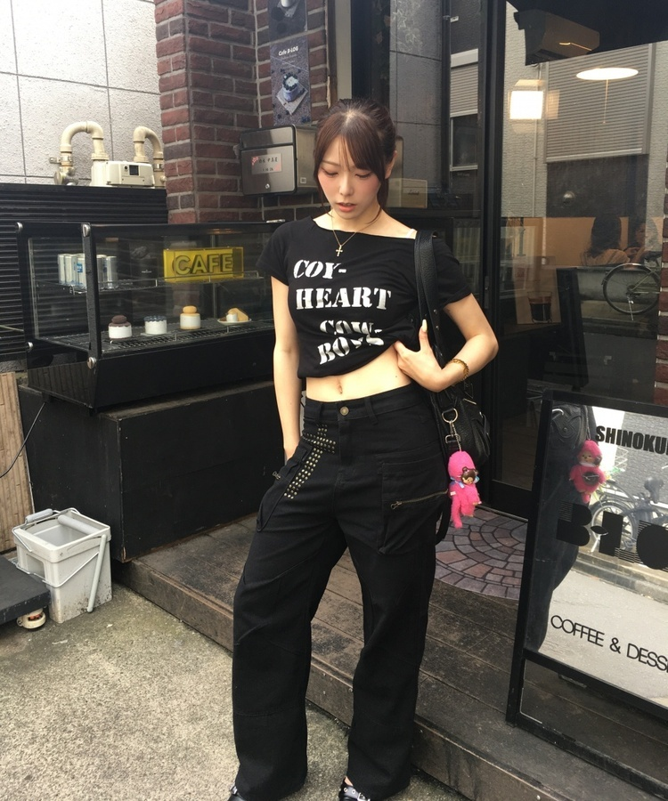 스터드 카고 와이드 팬츠 블랙