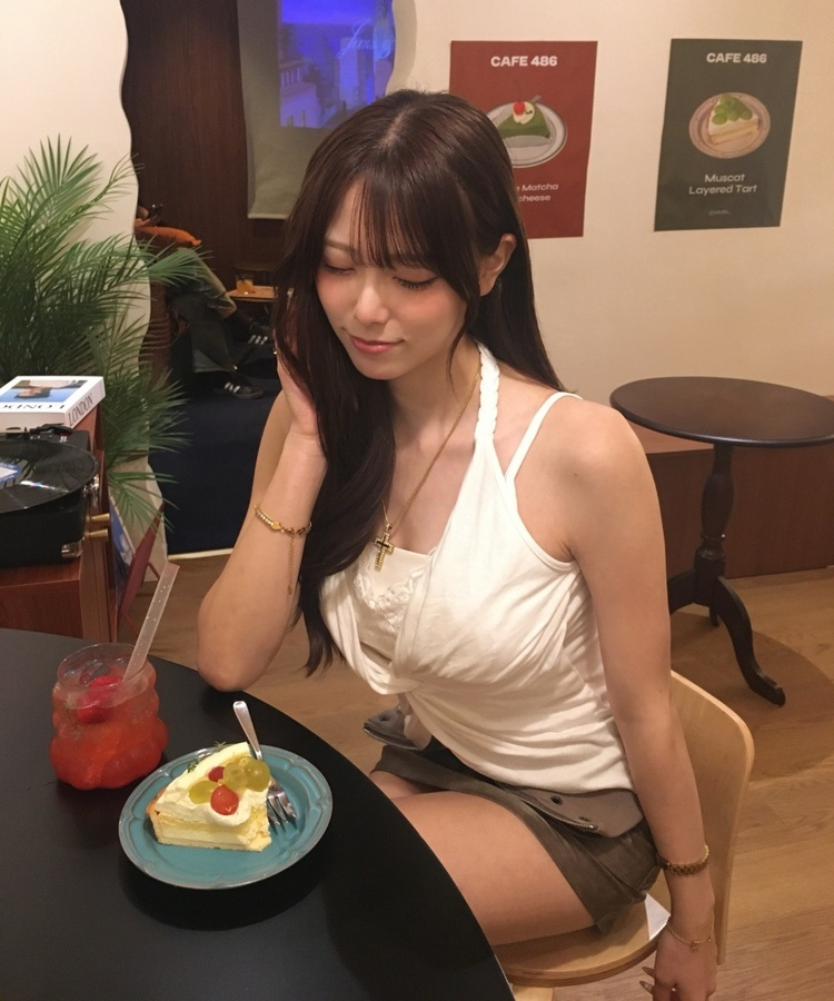 레이스 꼬임 홀터 나시 탑 화이트