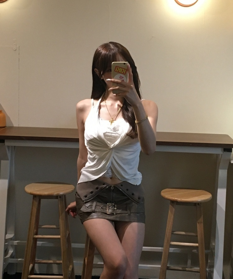 레이스 꼬임 홀터 나시 탑 화이트