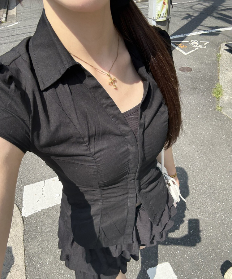 허리 셔링 반팔셔츠 블랙
