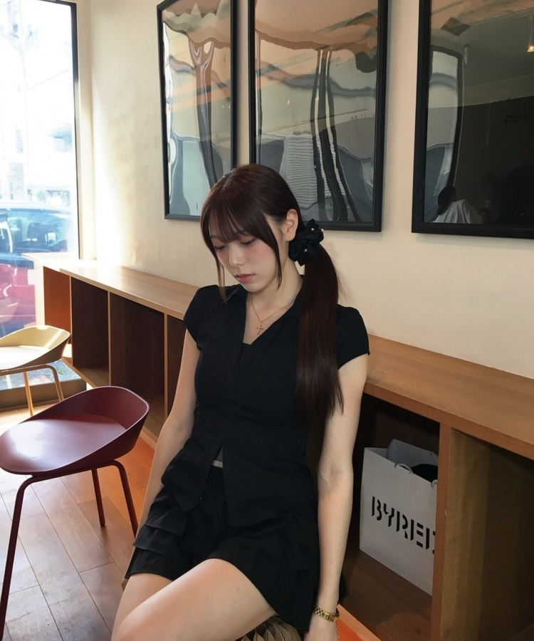 허리 셔링 반팔셔츠 블랙