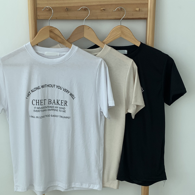 レタリングセミクロップ半袖Tシャツ