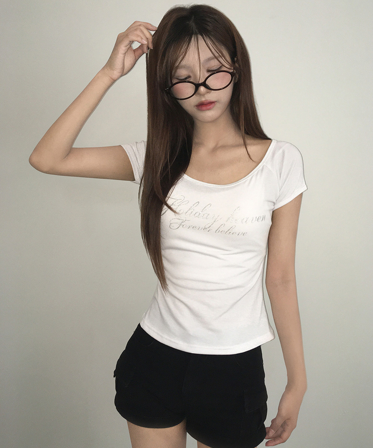 スリムシルバーレタリングUネック半袖Tシャツ IVORY