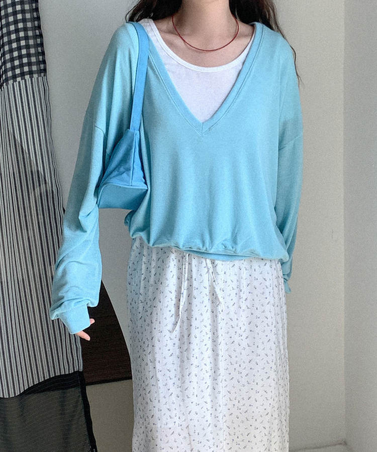シアーVネックトレーナートップス BLUE