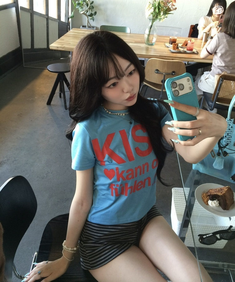 빅로고 크롭 반팔 티셔츠 아쿠아블루