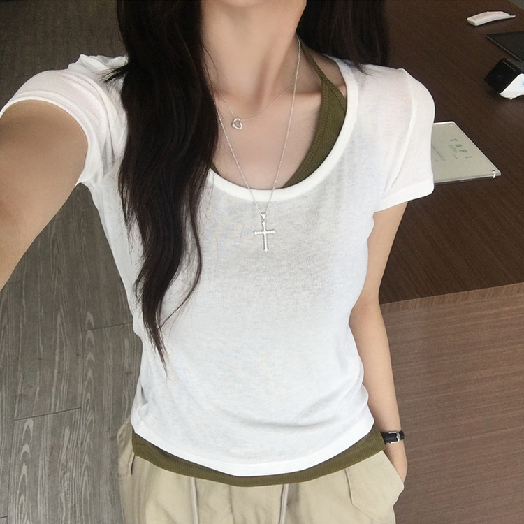 【SET】Uネック半袖Tシャツ＋ホルターキャミソール(5color) KHAKI