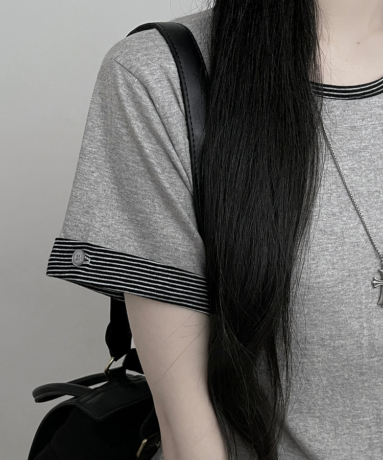 ロールアップボタンストライプレイヤード半袖Tシャツ GREY