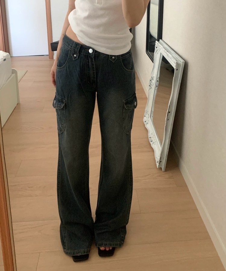 ウォッシュドデニムカーゴブーツカットパンツ MID DENIM