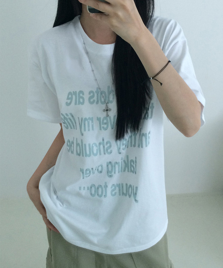 ドットレタリングUネックルーズ半袖Tシャツ WHITE